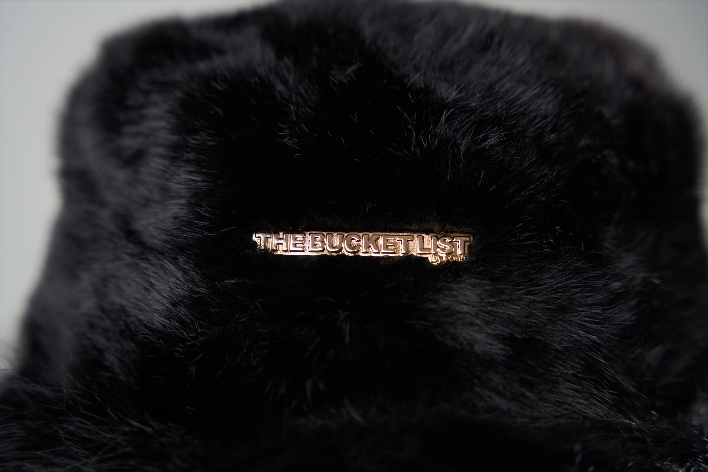 “THE MONEY MINK” - NOIR